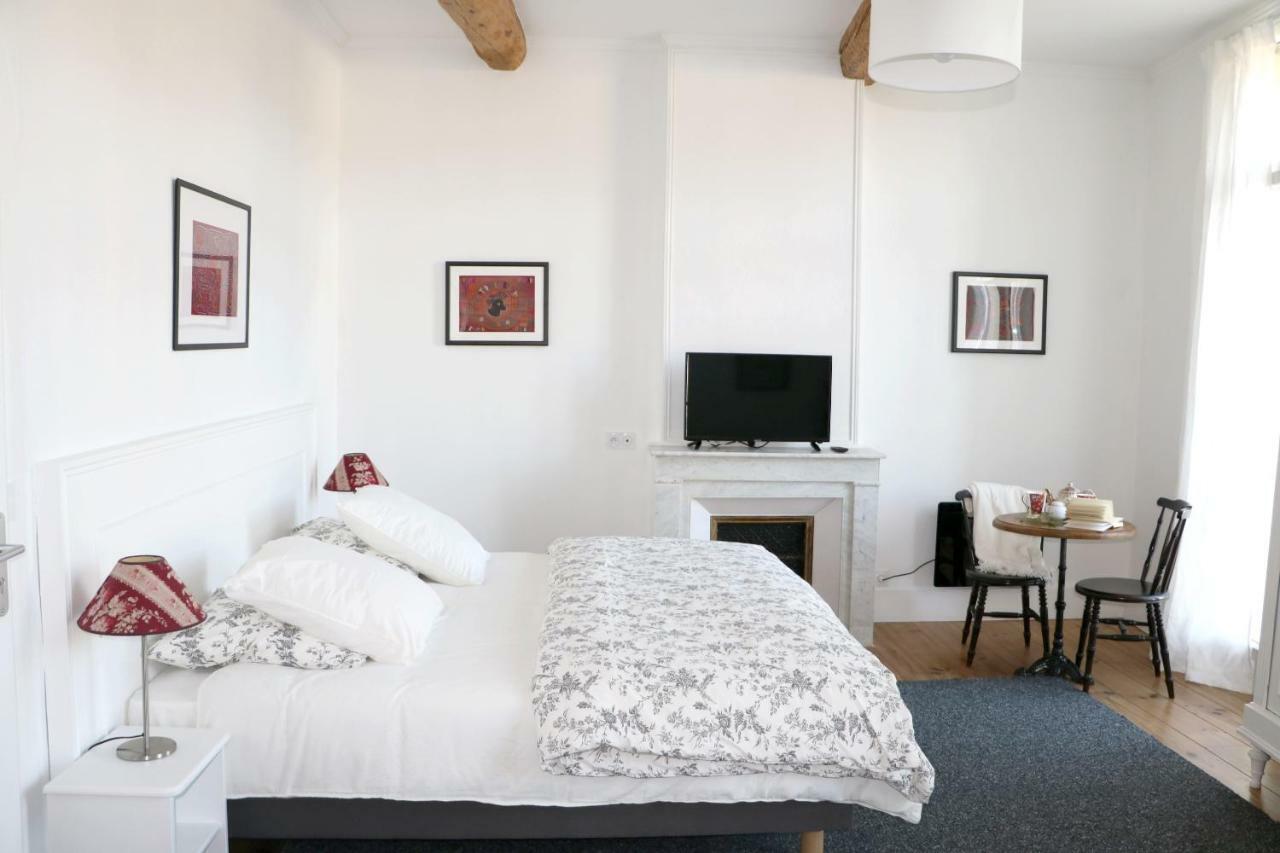 Aumes Sweet Home Chambre D'Hotes Exteriör bild